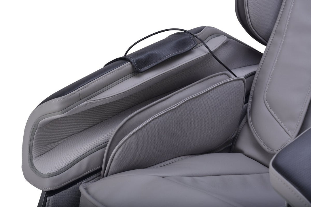 SL-Track Full-Body Massage Chair – Floor Model – Series 192