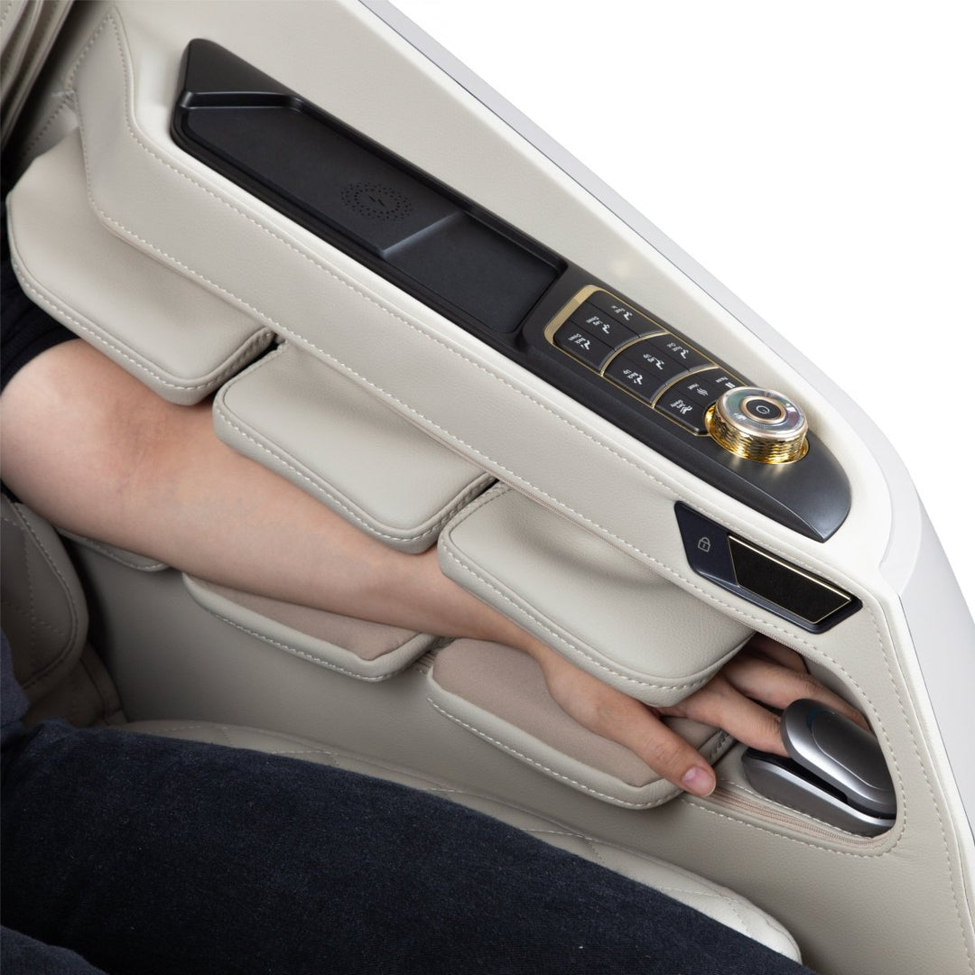 4D Massage Full-Body Massage Chair – Series 123