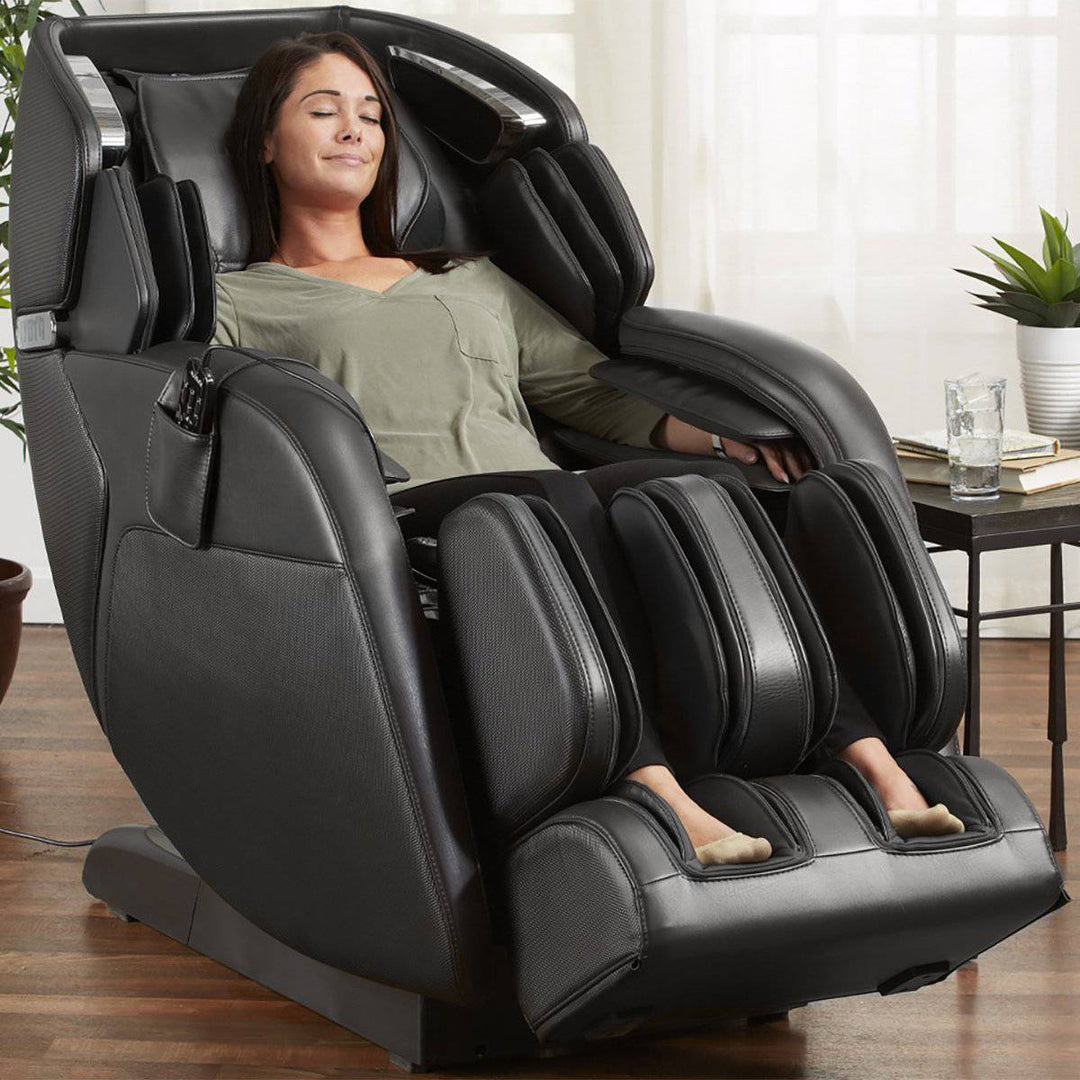 4D Massage 3D Massage Full-Body Massage Chair – Pre-Owned – Series 124