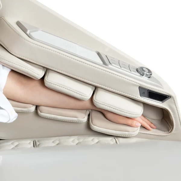 Osaki AI Apex Duo 5D+4D Massage Chair
